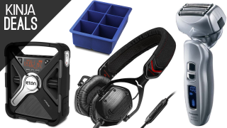 Today's Best Deals: Keychain Lightning Cable, Gadget Dry Bag, & More